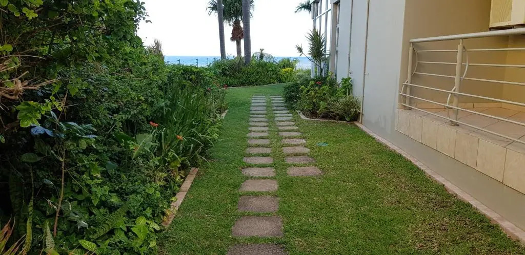 Aride 4 Awesome view of Uvongo main swimming beach from communal braai area