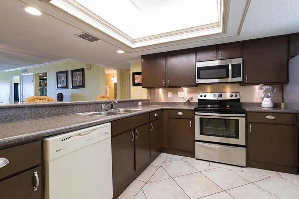 Saida IV Condominium 901