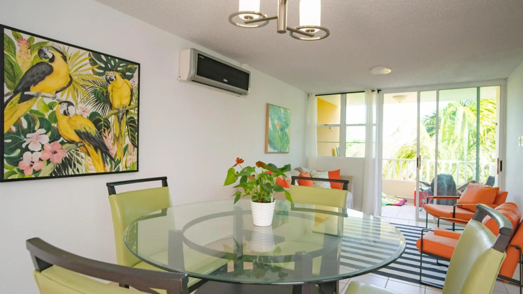 Renovated townhome -Rooftop Terrace by Sandy Beach