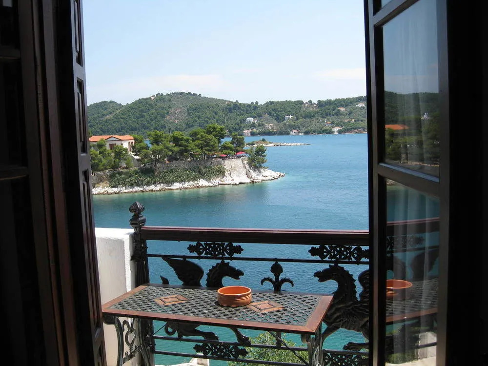 Chrysoulas Guest House