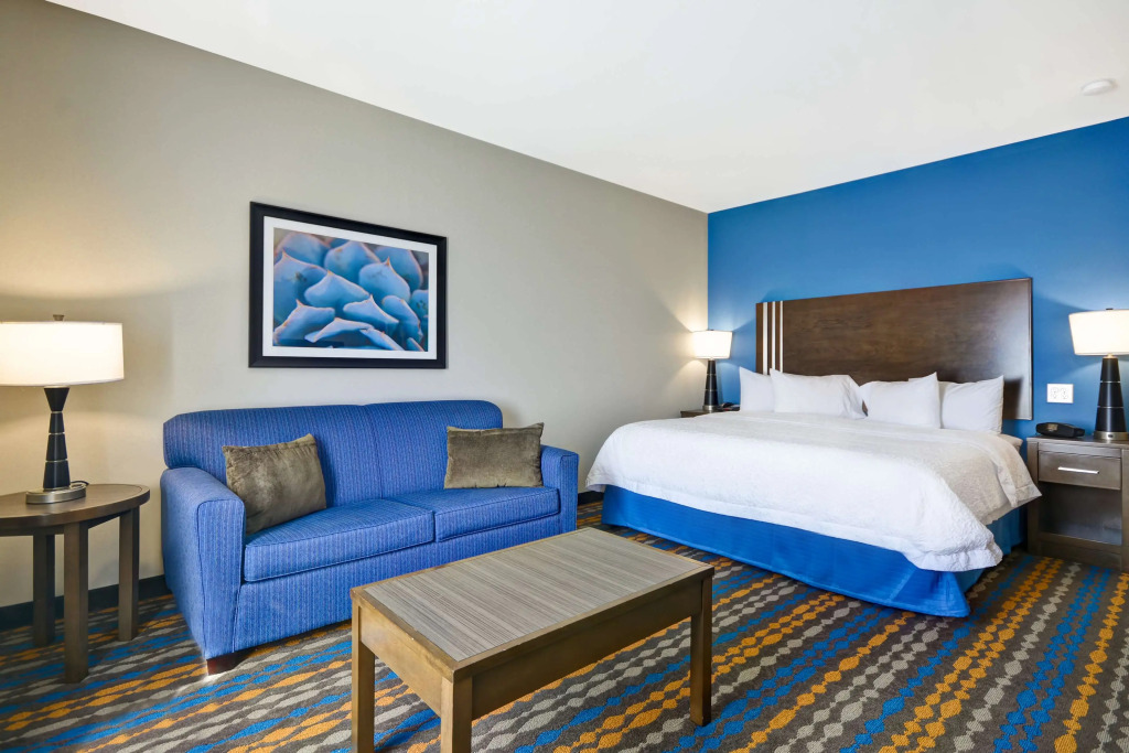 Hampton Inn Kenedy