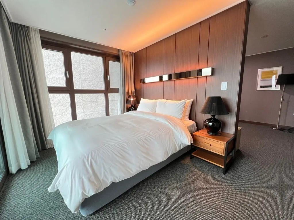 Raonstay in Perla Hotel