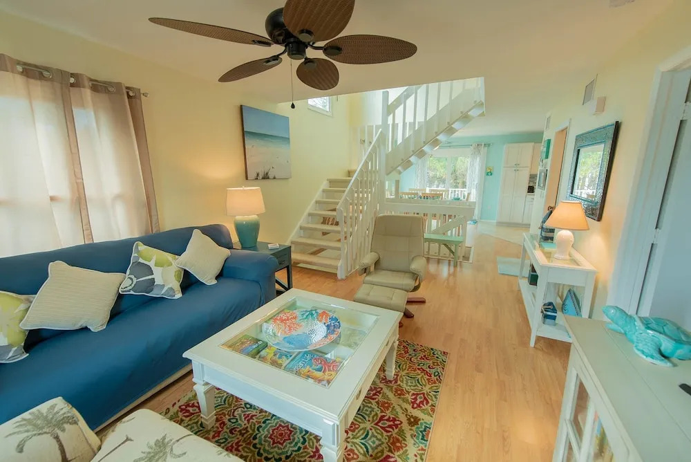 Eyes On The Sunset Apartment 3