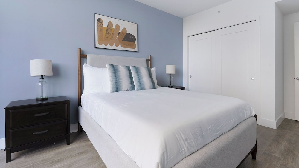 Landing Furnished Apartments - Naples, FL