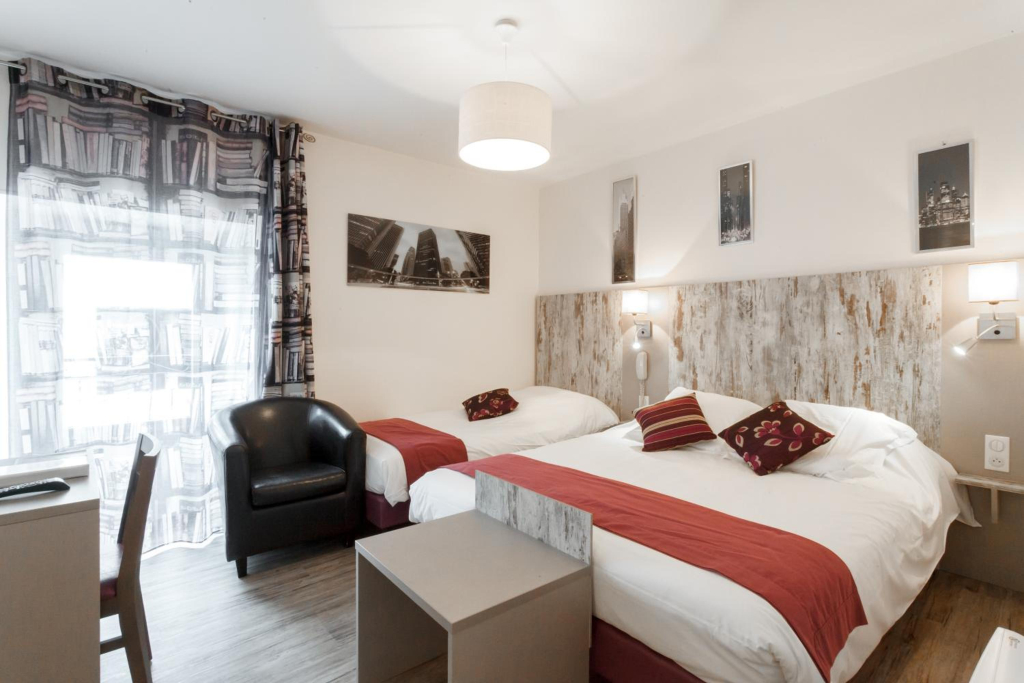 Auberge Du Cheval Blanc - Logis Hotel