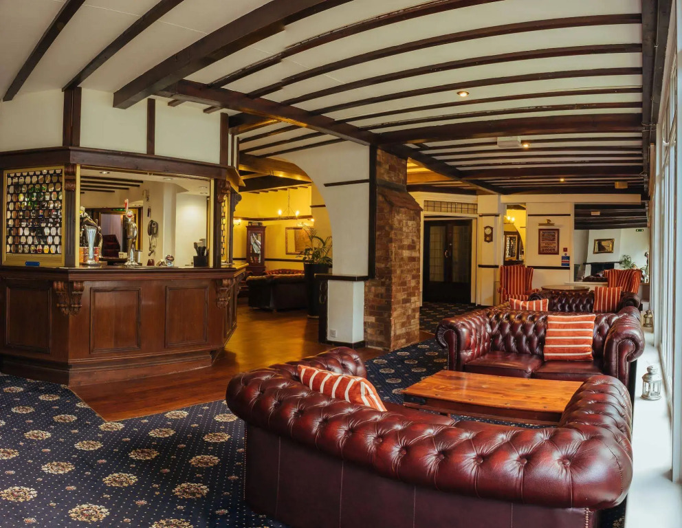 Yenton Hotel