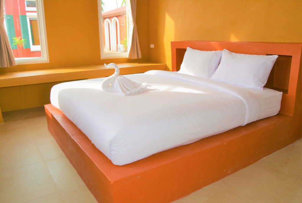 World Cat Beach & Resort เวิลด์แคท บีช แอนด์ รีสอร์ท
