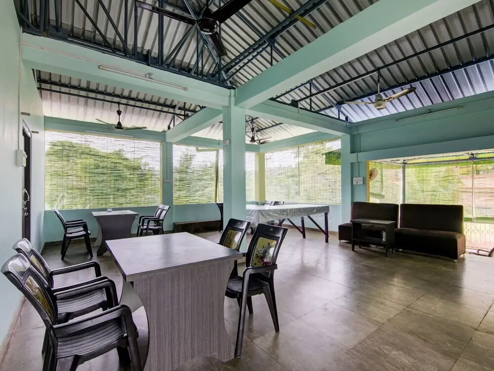 Four Seasons Villa By OYO Rooms