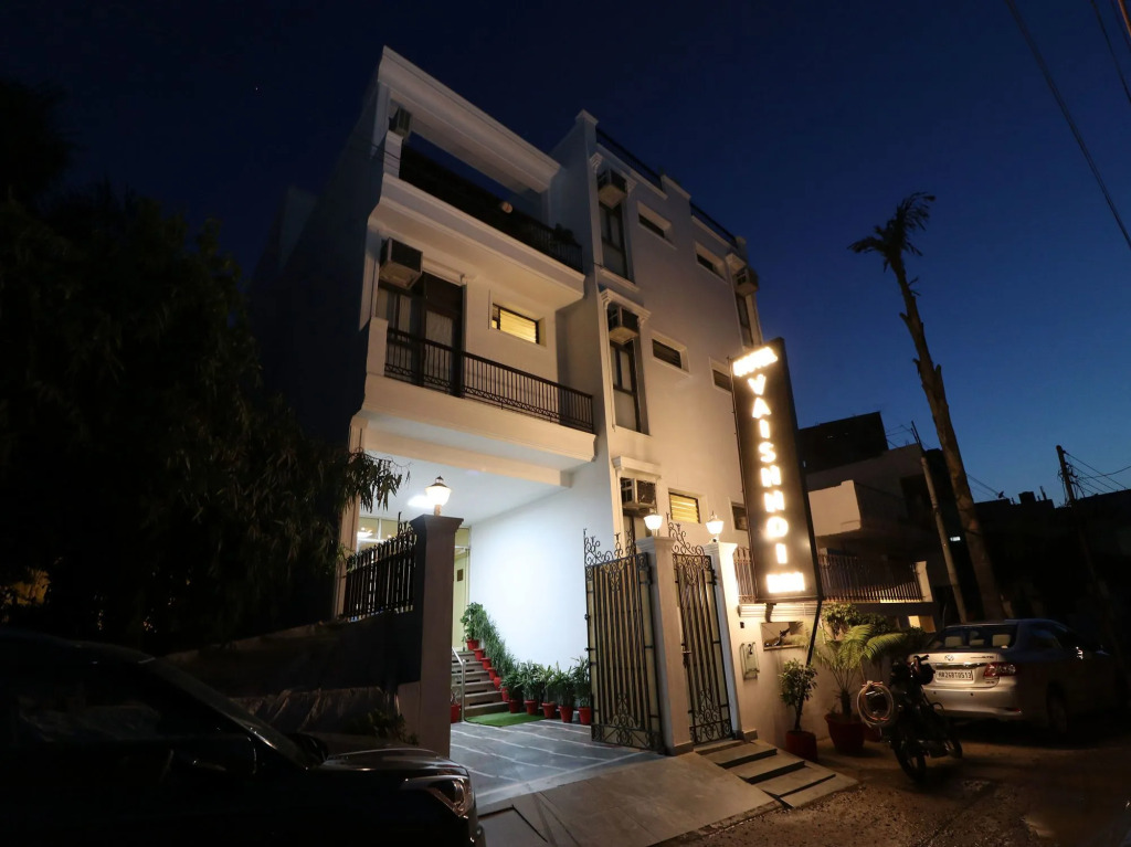 Hotel Vaishnoi Inn