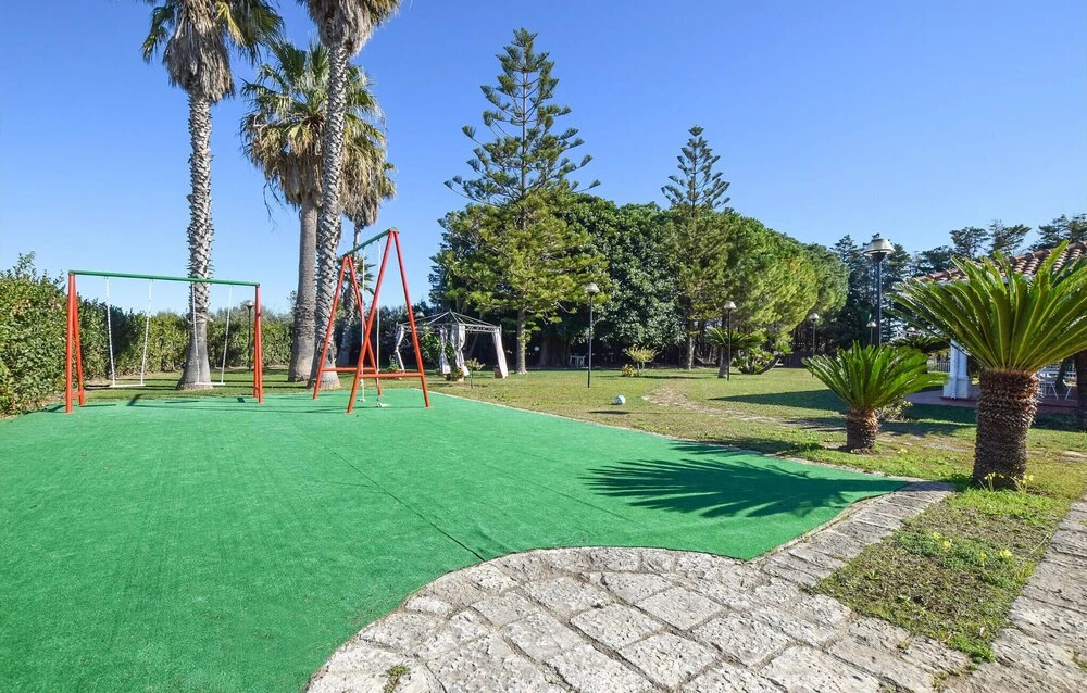 Awesome Home in Ispica With Wifi, Private Swimming Pool and Outdoor Swimming Pool