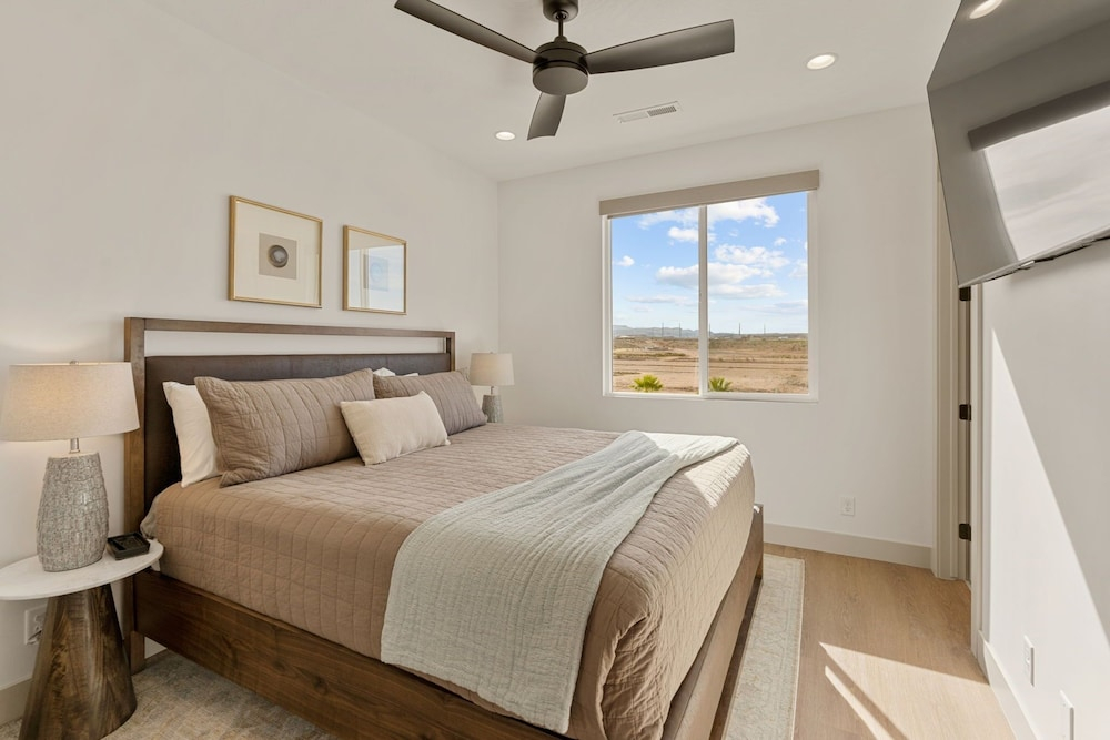 Coral Rock Retreat 7 Bedroom Home