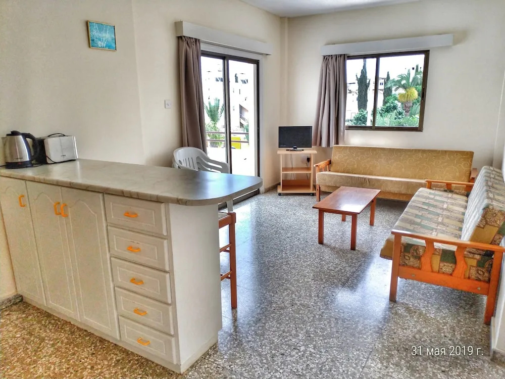 Maricosta Villas
