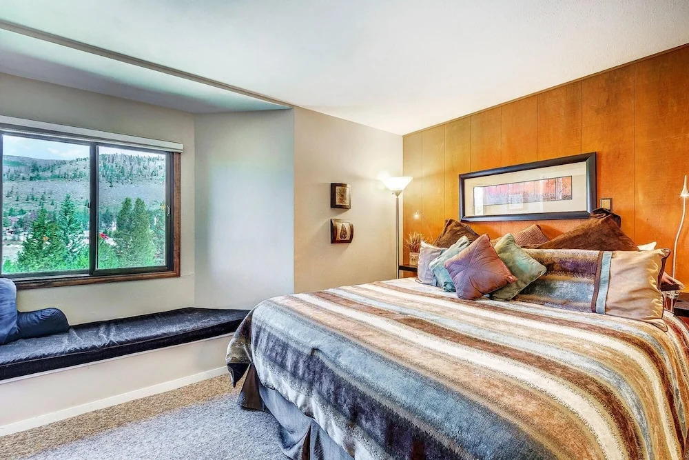 1088 Wild Irishman 2 Bedroom Condo by RedAwning