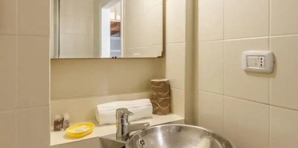 Apollonia Halldis Apartment