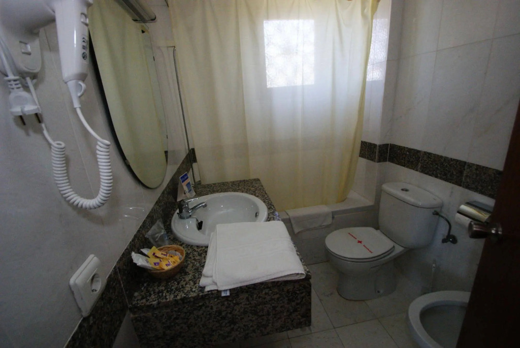 Hotel Abrat