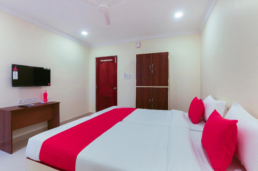 OYO Flagship 65606 Jamal Residency
