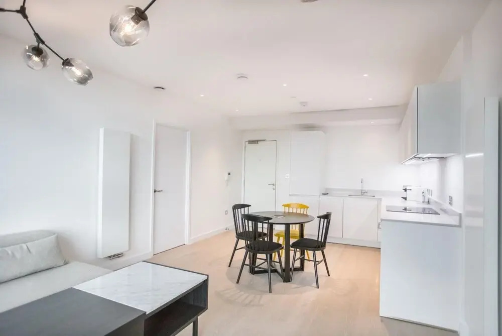 Superior 1 bed in Hill House