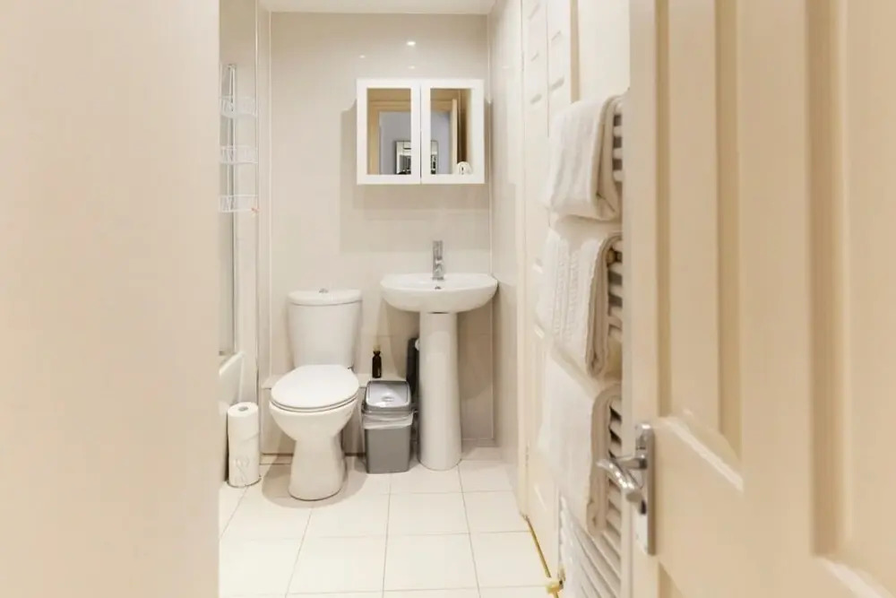 The Myddelton Square Garden Den - Tempting 2bdr Flat With Garden