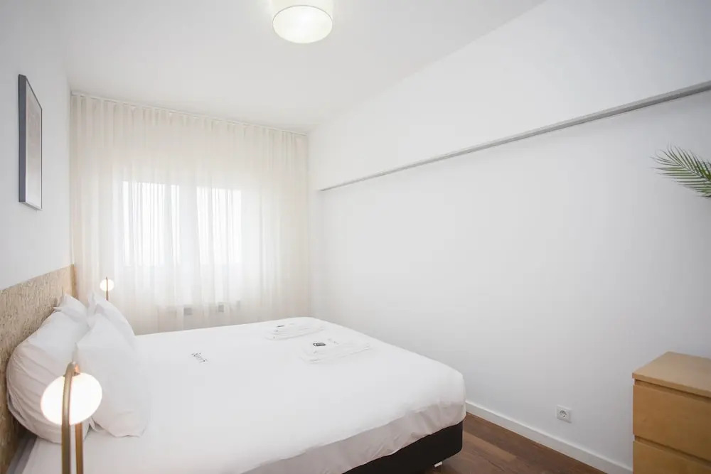 Liiiving - Light Trendy Apartment