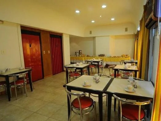 Vaness Hotel