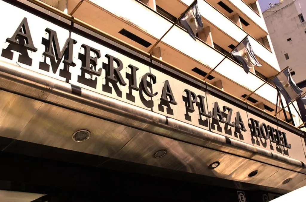 Up América Plaza