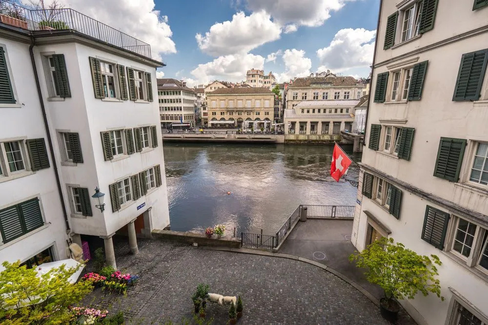 Limmat River Side Apartment by Airhome