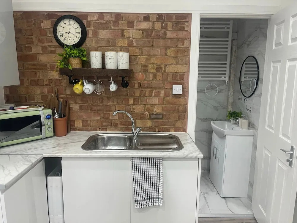 Nice And Cosy Large Studio Near Luton Airport!