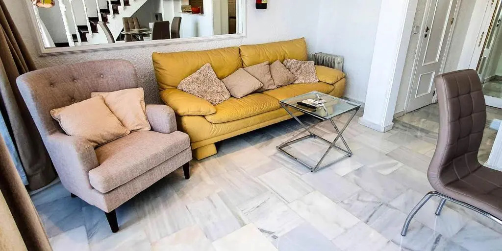 Lovely 2 Bedroom Apartment for Rent in Skol Marbella 706