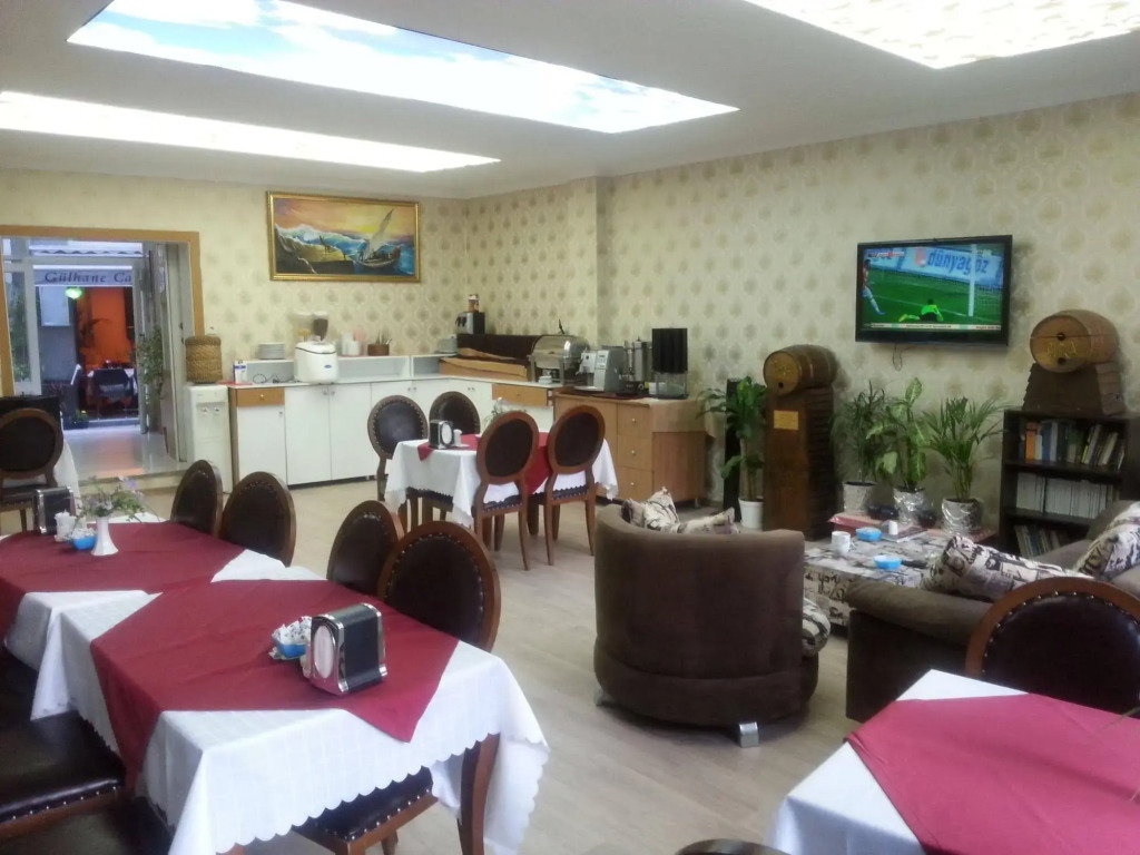Elite Plus Family Hotel Old City