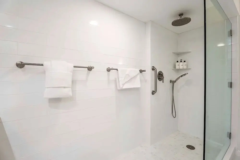 Top Floor Rental - Ocean Views - Vrkcv
