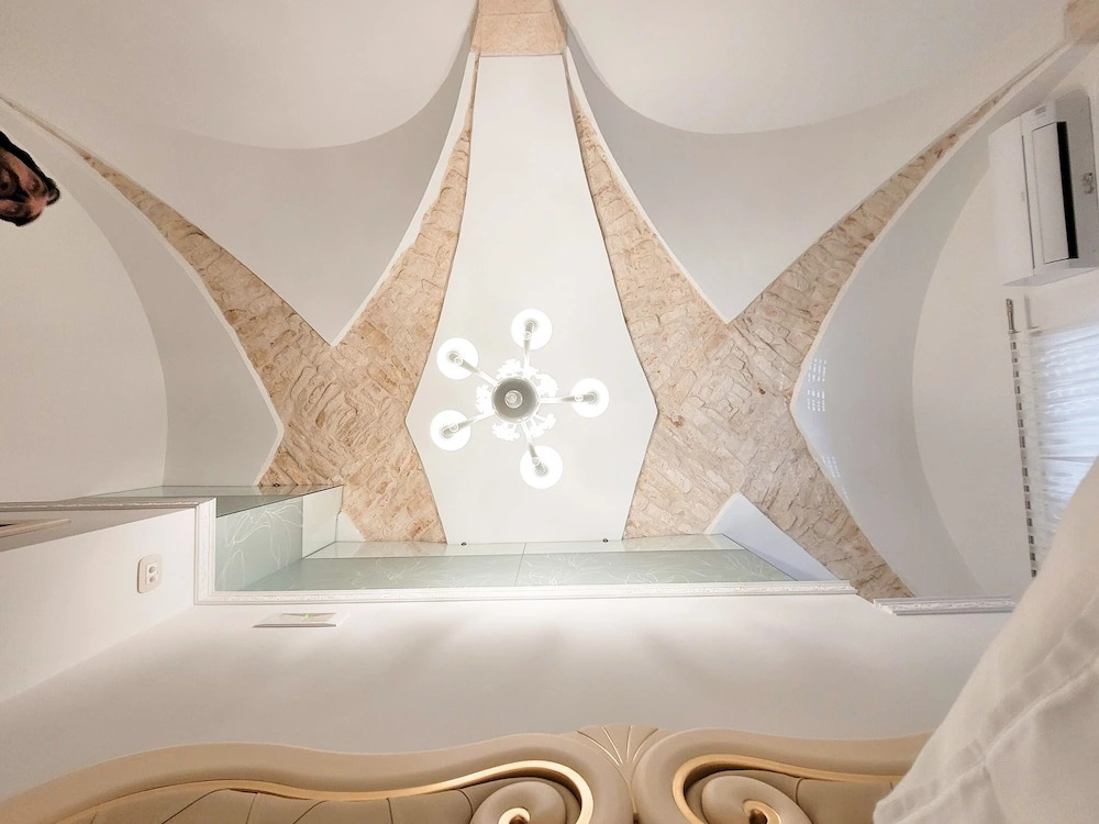 ROSSINI GUEST HOUSE