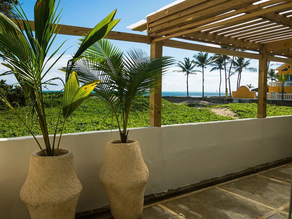Oceanfront New Condo on the Beach