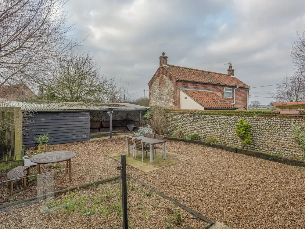 Flint Barn