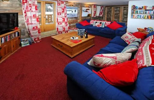 Chalet Coeur des Brévières by Chalet Chardons