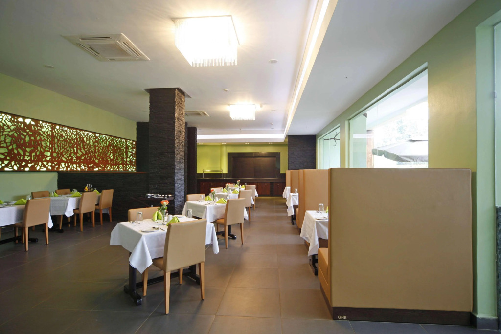 Отель Best Western Premier Garden Entebbe