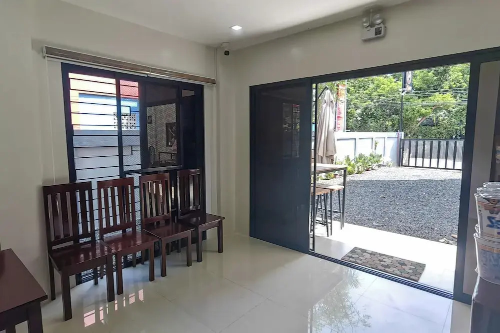 JMorino Pension House