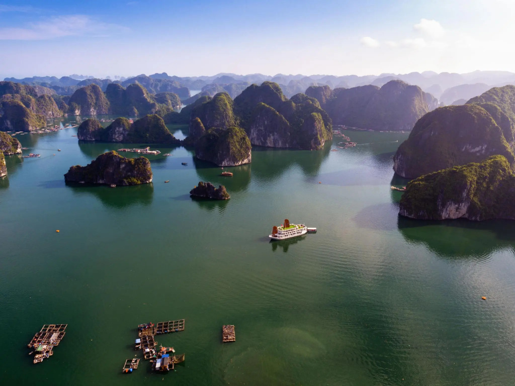 Unicharm Cruise Halong