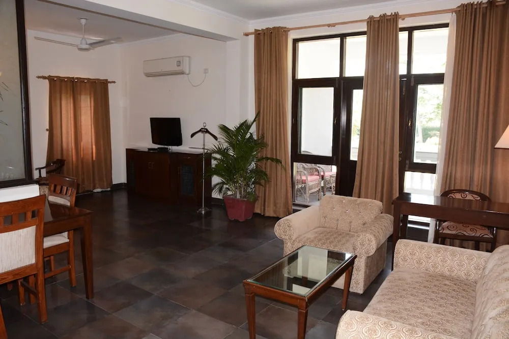 Naturoville Vedic Retreat