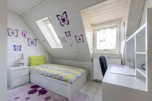 Relax Fair House II (6103)