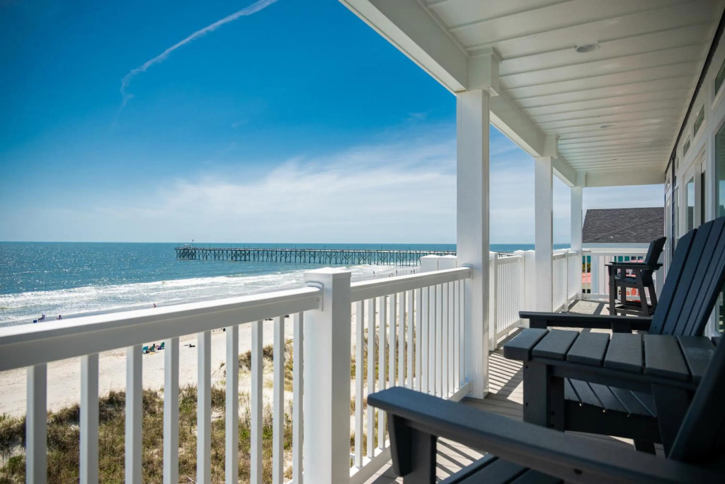 Carolina Dreamin by Oak Island Accommodations