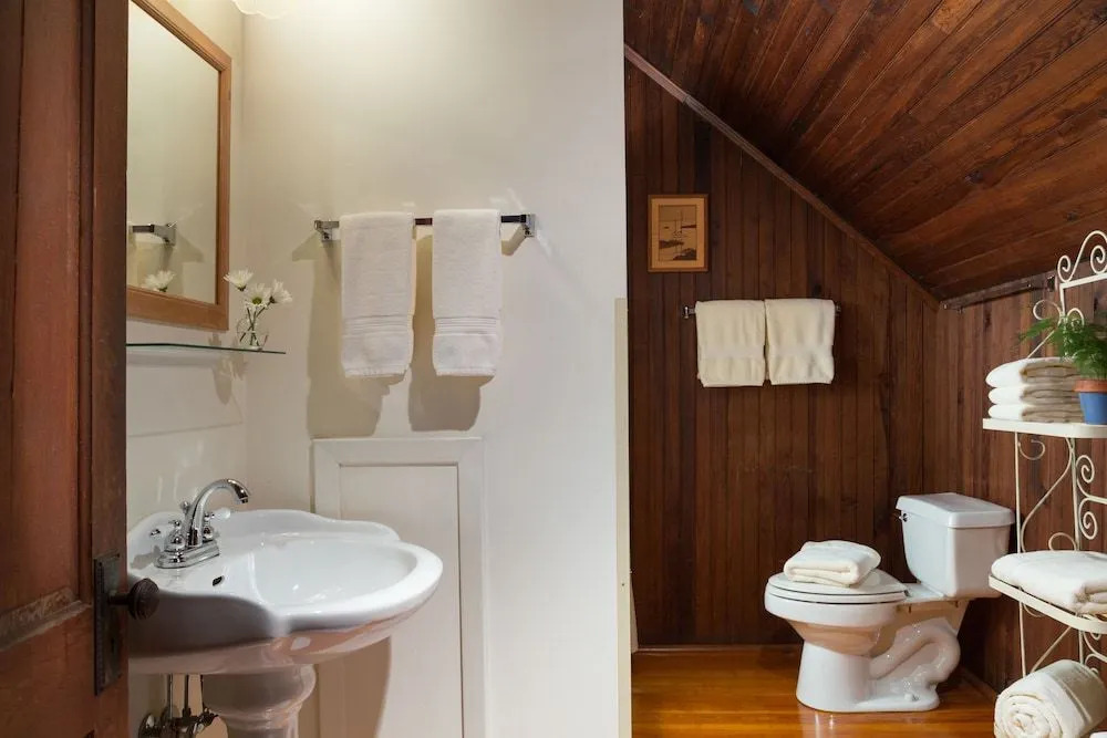 Magnolia Springs Bed and Breakfast
