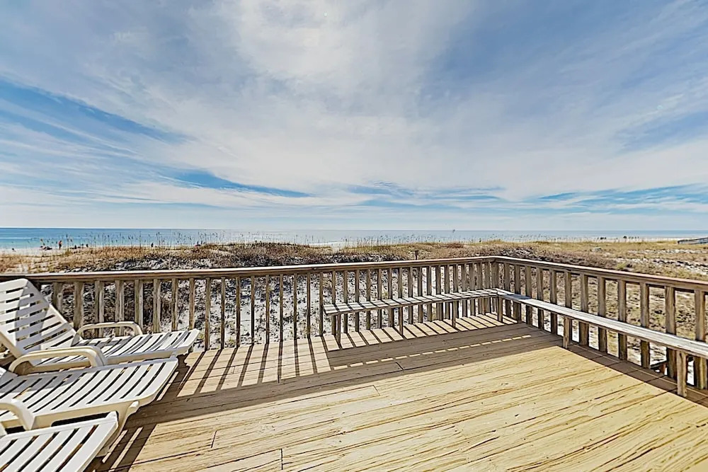 Beachside Daydream Hideaway W/ Vast Gulf Views 3 Bedroom Home
