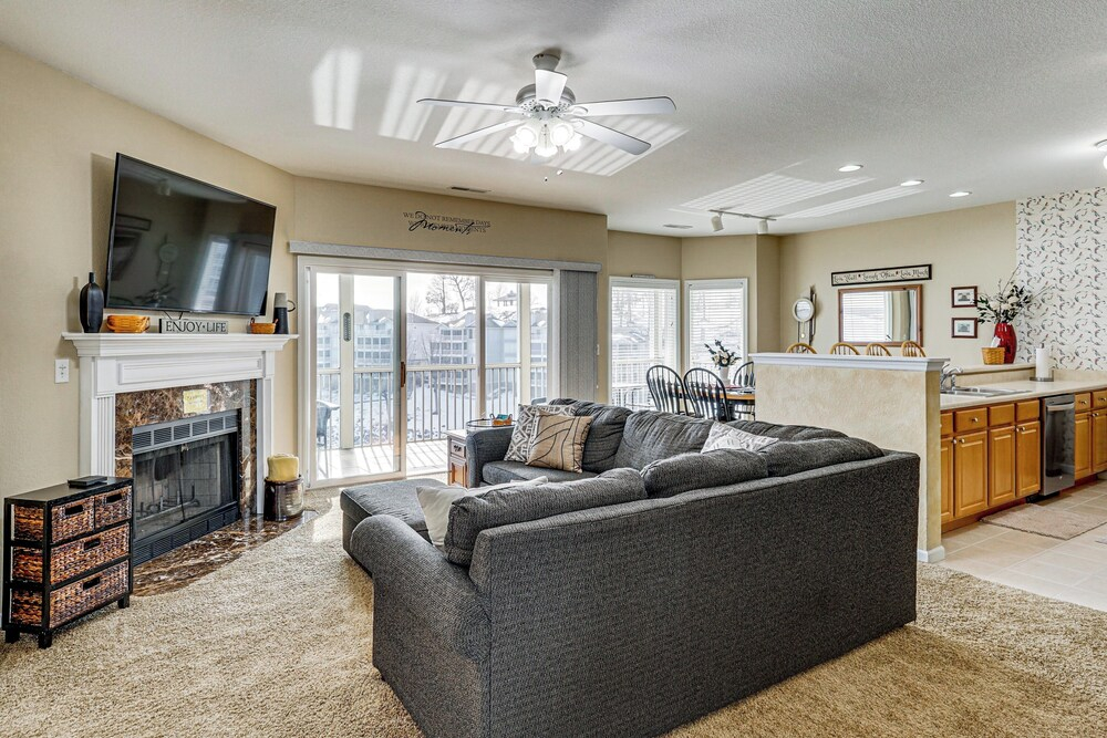 Lake View + Pool Access: Waterfront Ozark Escape!