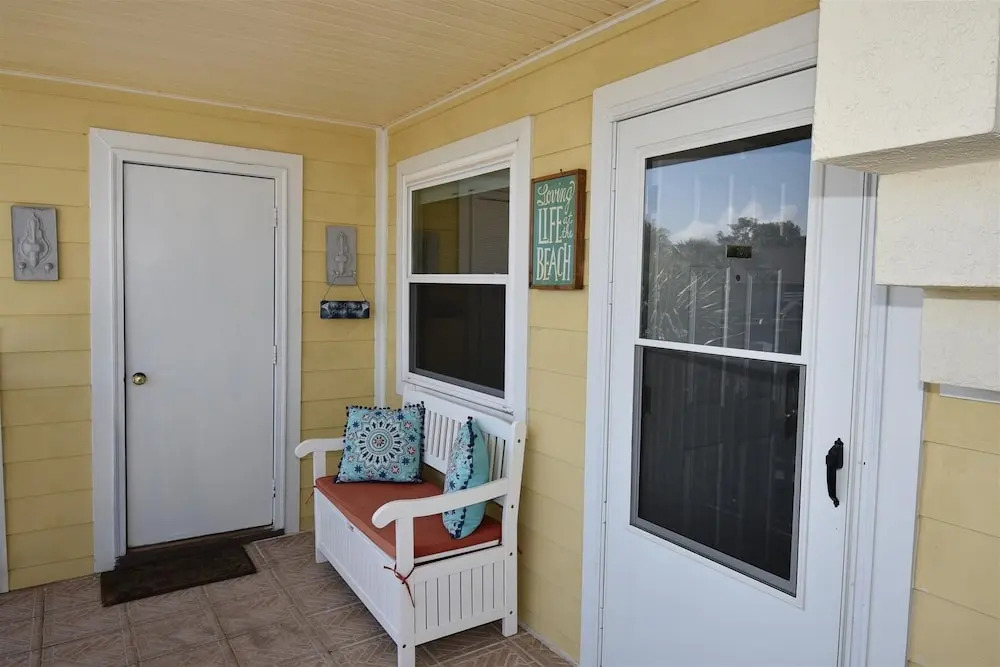 Emerald Enclave by Avantstay 18bdr Buyout Two Stunning Homes by the Beach