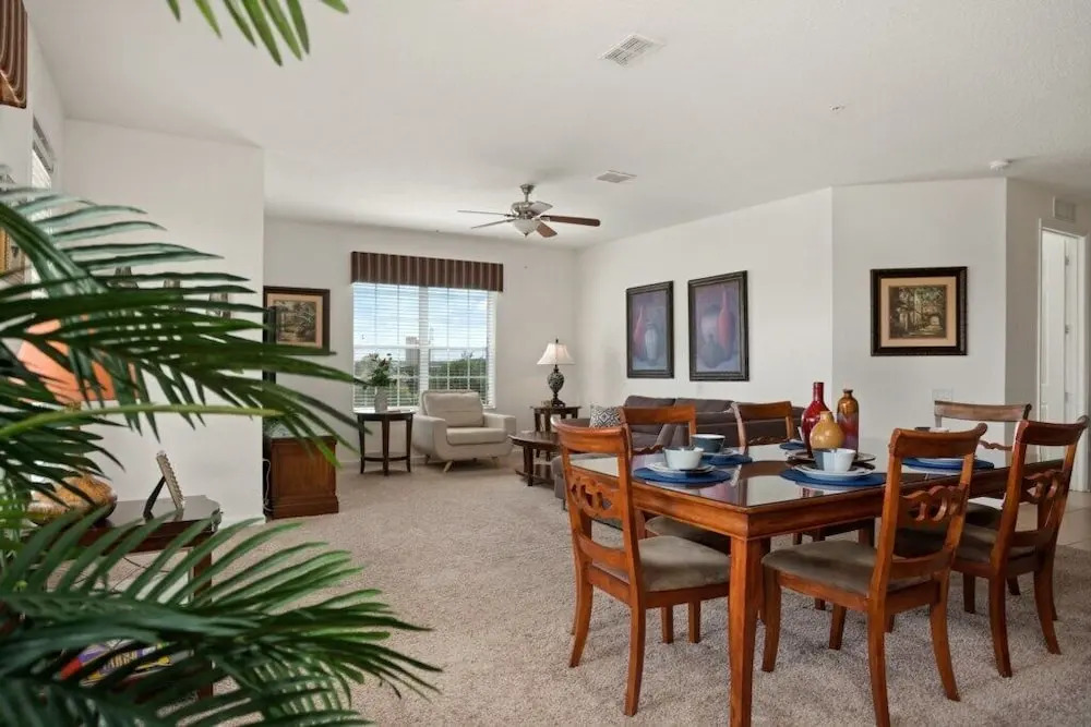 Lake View Panorama 3 Bedroom Condo