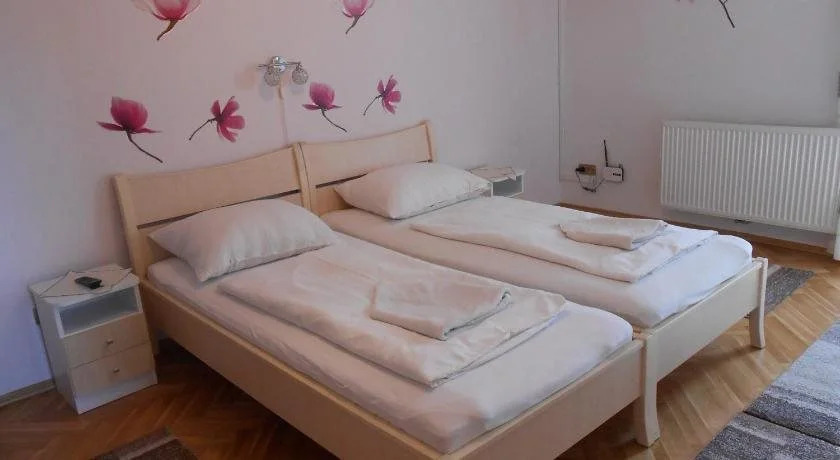 Aranyeső Vendégház Csorbai