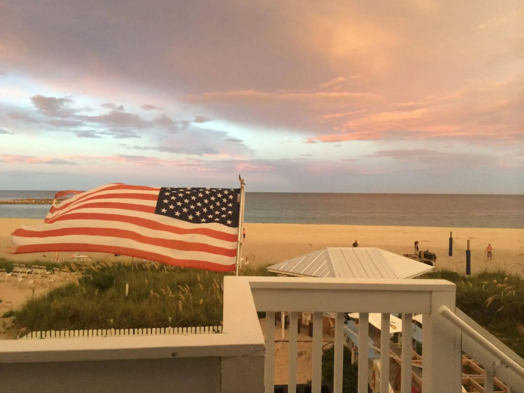 Sunrise Sands