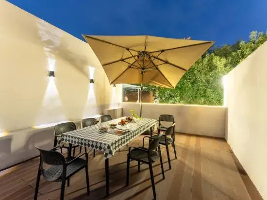 Shisanli Homestay (Lijingmen Luoyi Ancient City Branch)