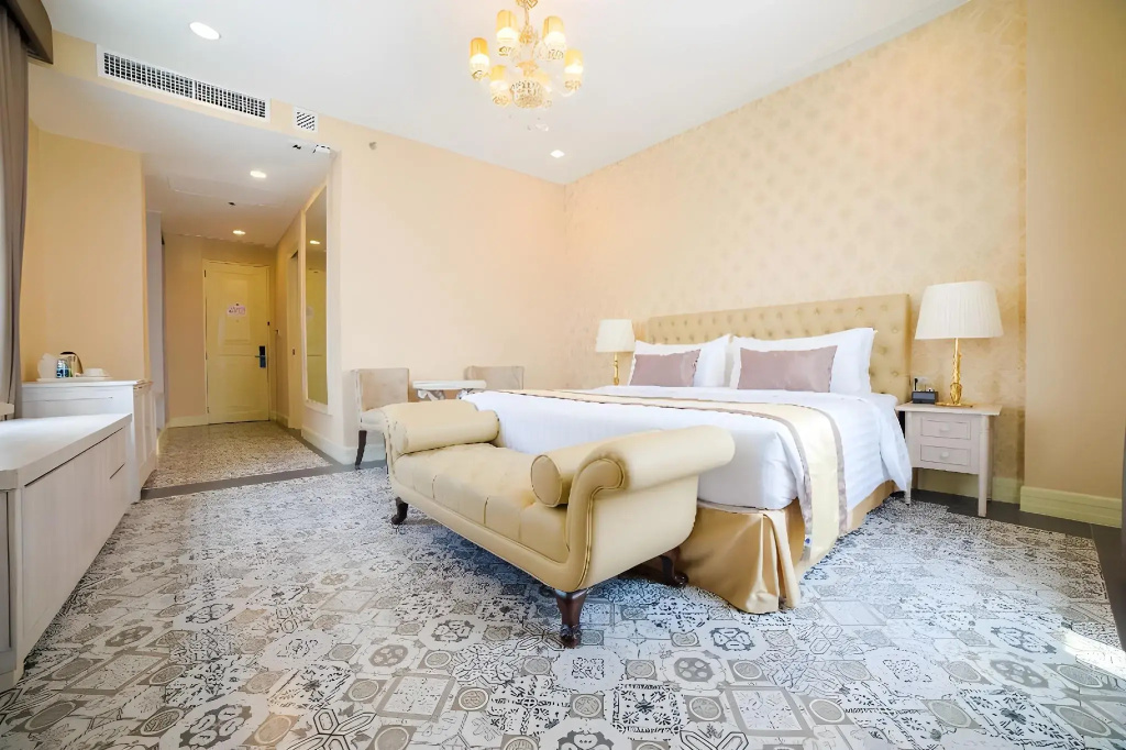 Rizal Park Hotel
