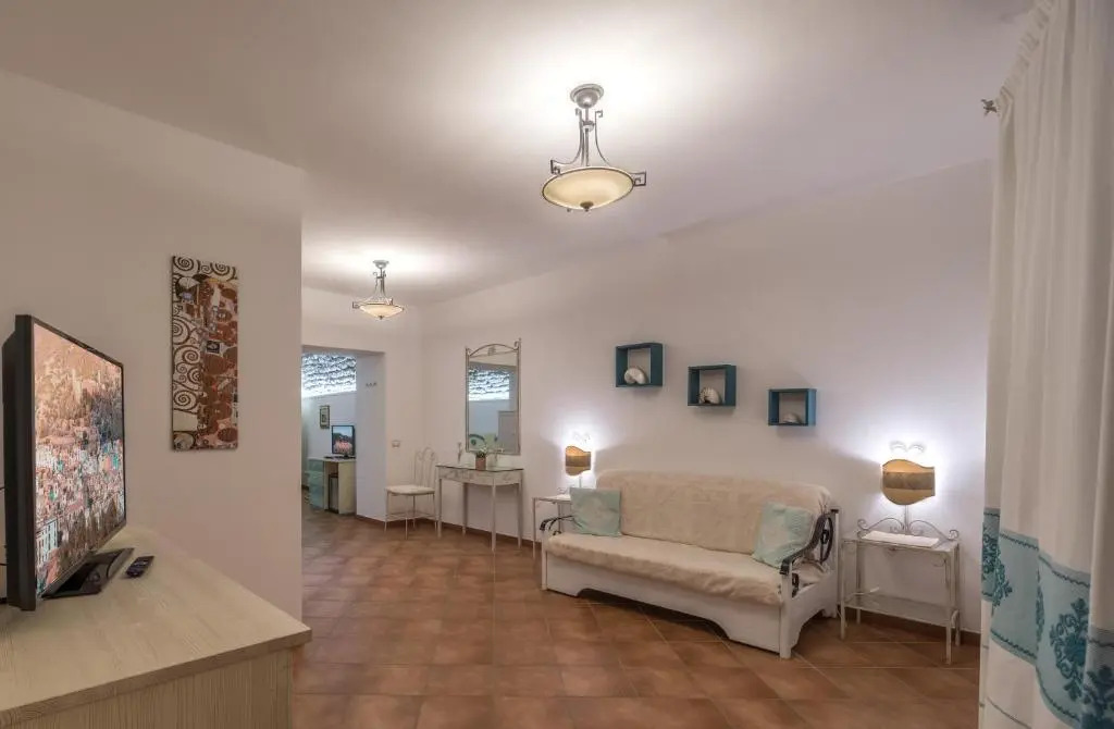 Bosa Queen House